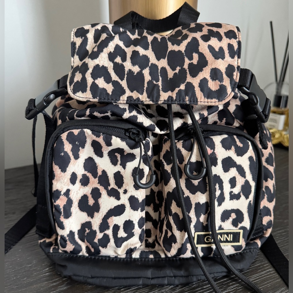 Ganni Small Leopard Print Backpack - Picture 4 of 14